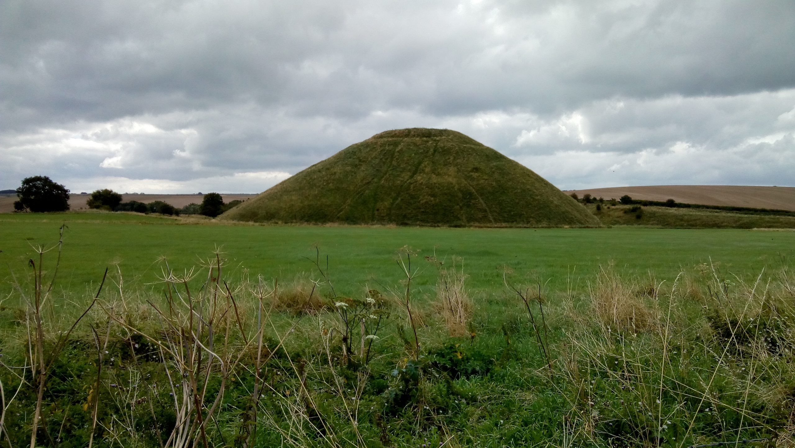 A Visit to Avebury and a Haunted Inn